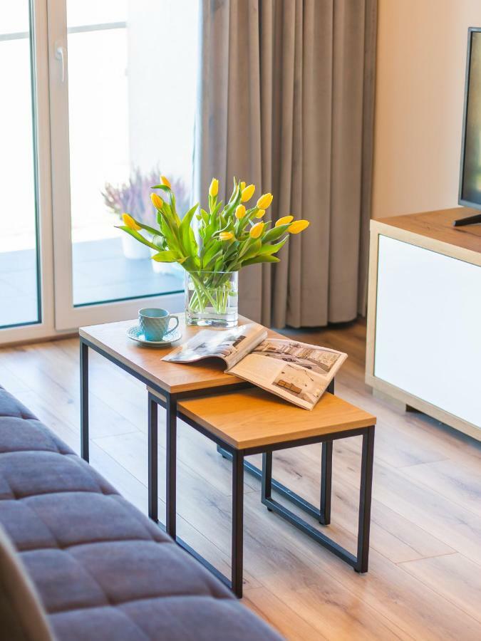 Apartamenty Nawigator W Kolobrzegu Exteriör bild