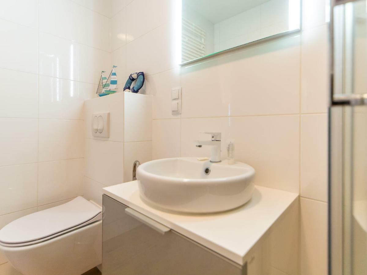 Apartamenty Nawigator W Kolobrzegu Exteriör bild