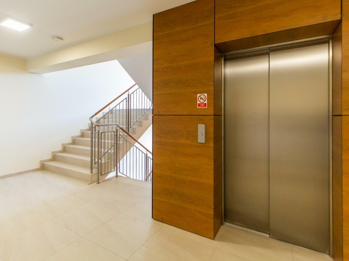 Apartamenty Nawigator W Kolobrzegu Exteriör bild